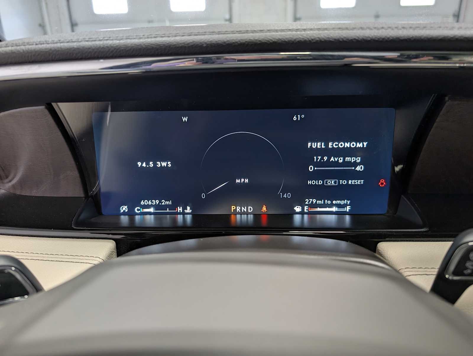Used 2020 Rhapsody Blue Lincoln Reserve image 27