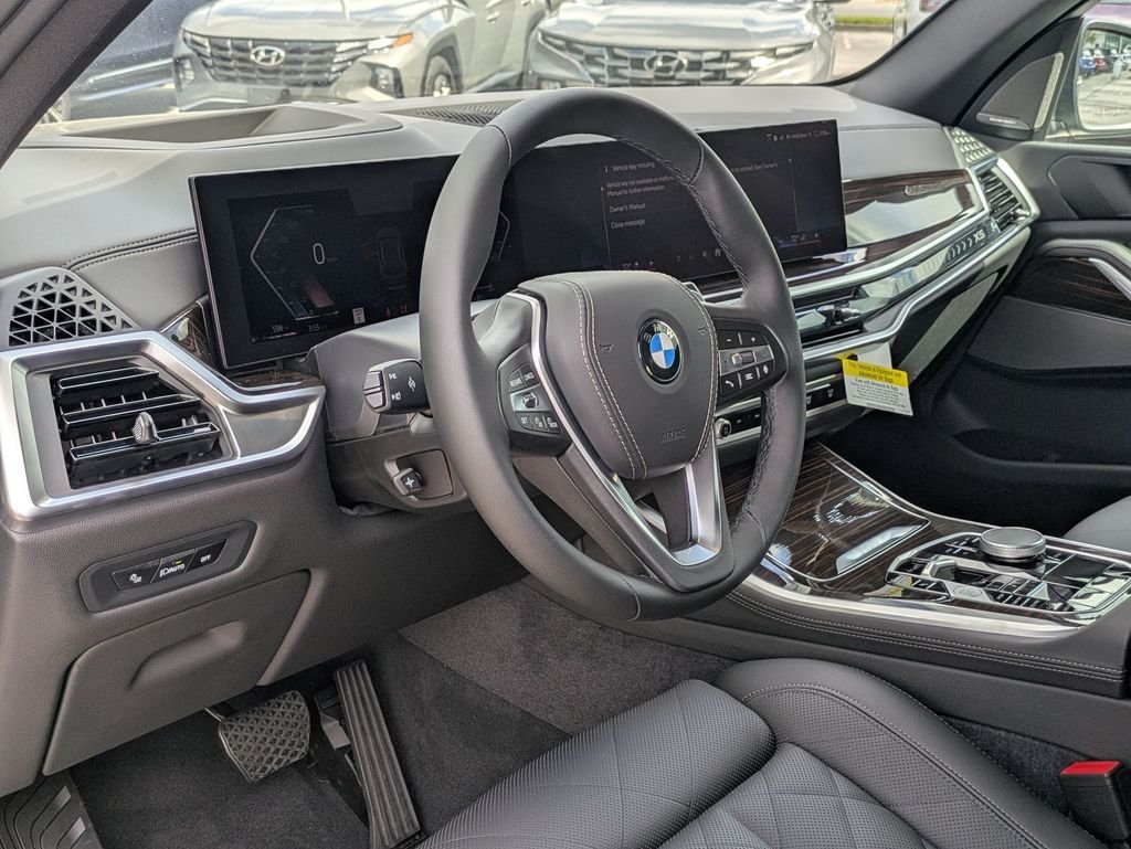New 2026 Dravit Grey Metallic BMW xDrive40i image 28