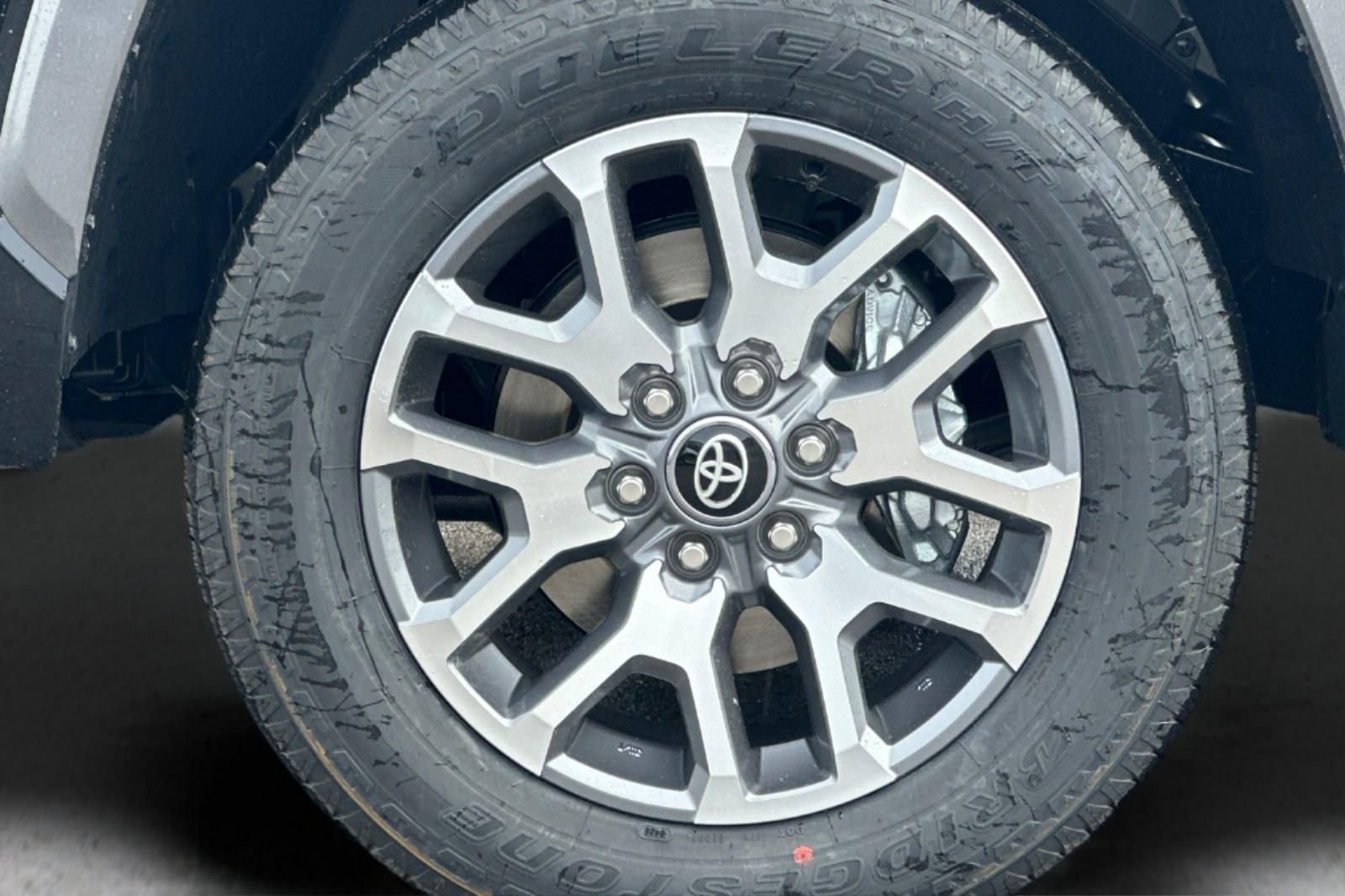 2025 Toyota Tundra 1794 Edition - Photo 32