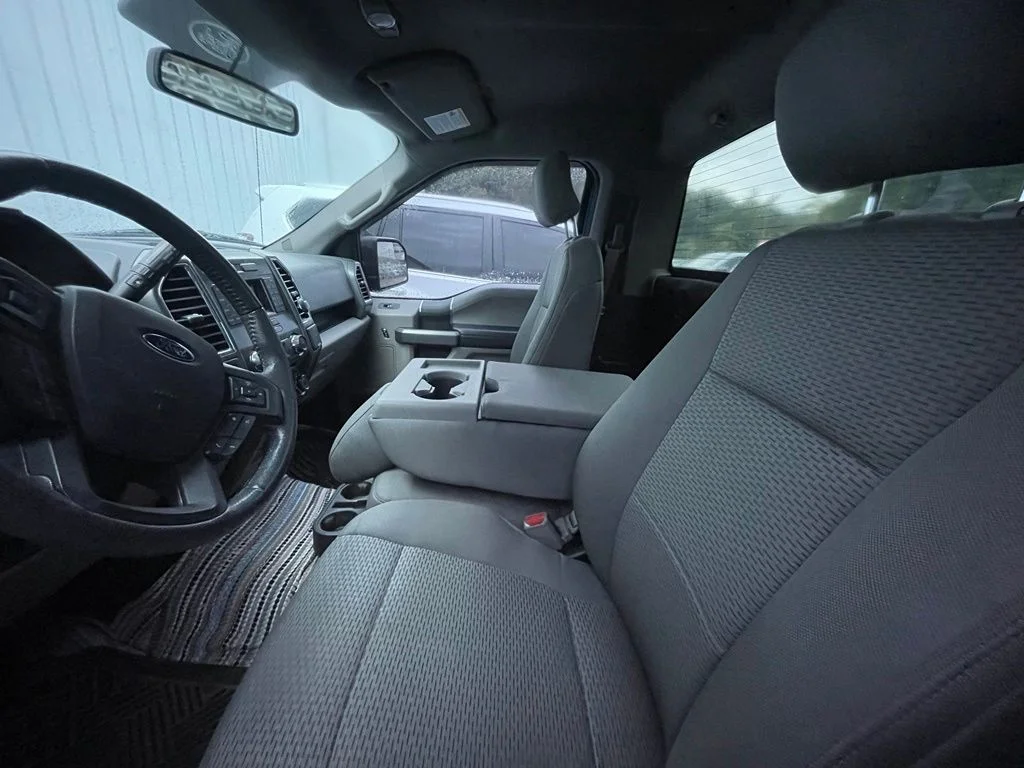 Used 2016 Blue Ford XLT image 12