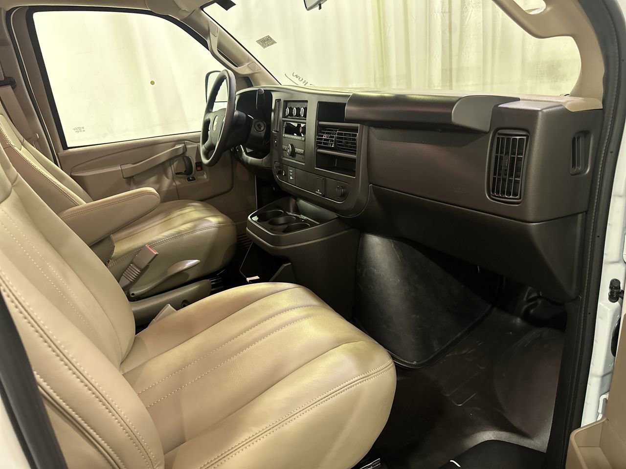 2026 Chevrolet Express Cargo Work Van - Photo 14