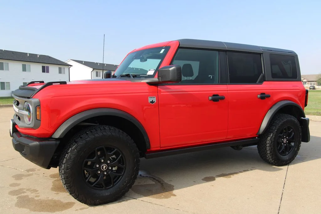 Used 2023 Red Ford Big Bend image 18