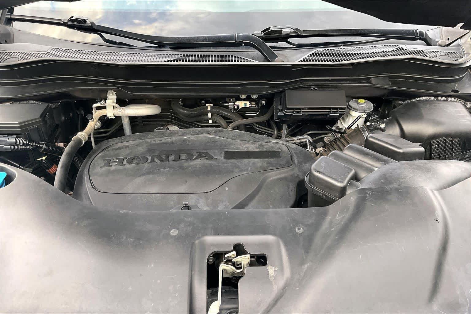 Used 2017  Honda EX image 31