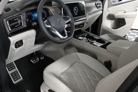 2025 Volkswagen Atlas SEL Premium R-Line - Photo 20