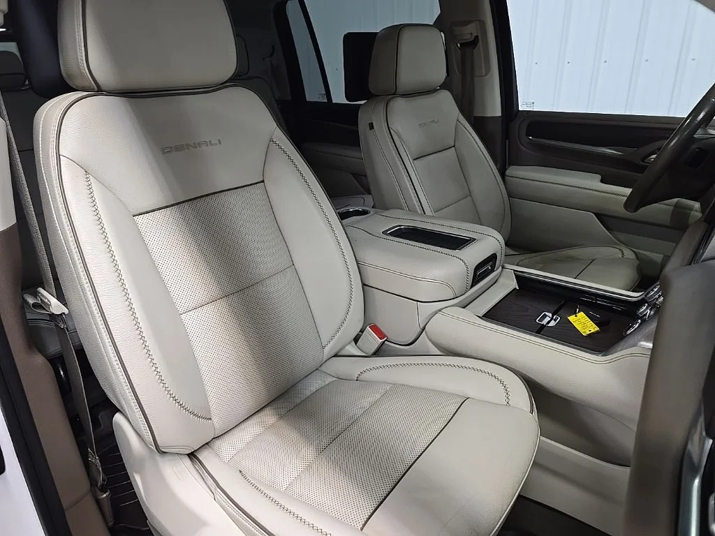 Used 2021 White GMC Denali image 15
