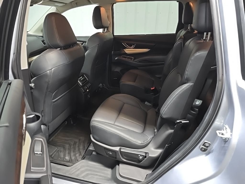 Used 2022 Ice Silver Metallic Subaru Touring image 27
