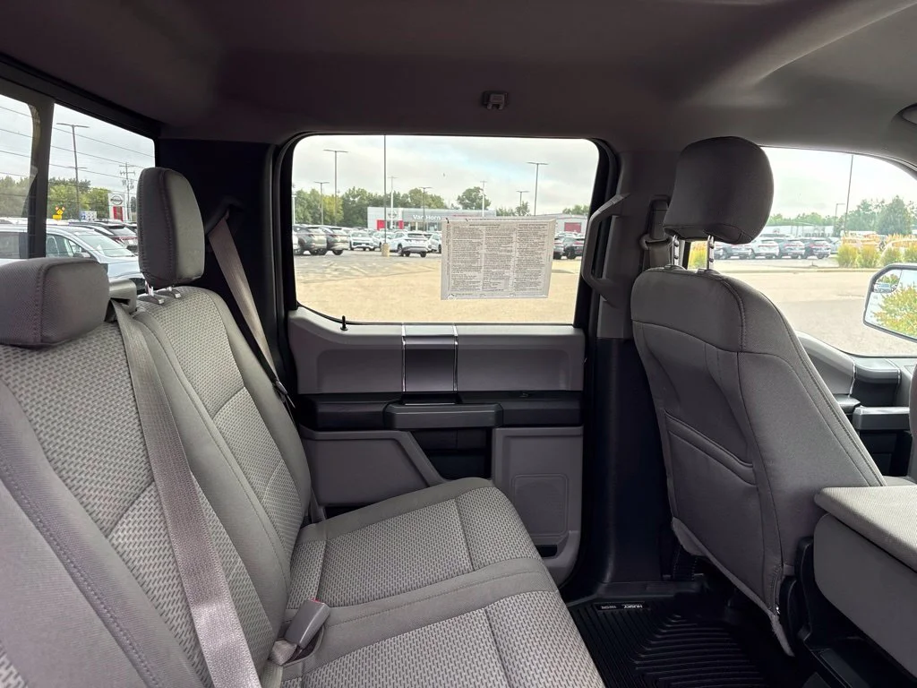 Used 2015 Tuxedo Black Metallic Ford XLT image 28