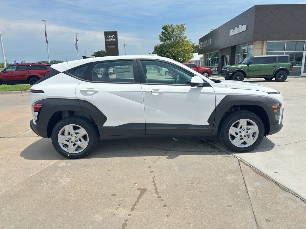New 2026 Atlas White Hyundai SE image 7