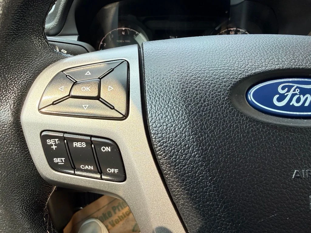 Used 2023 Black Ford XLT image 13