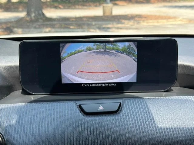 Used 2025 White Mazda 3.3 Turbo Select image 16