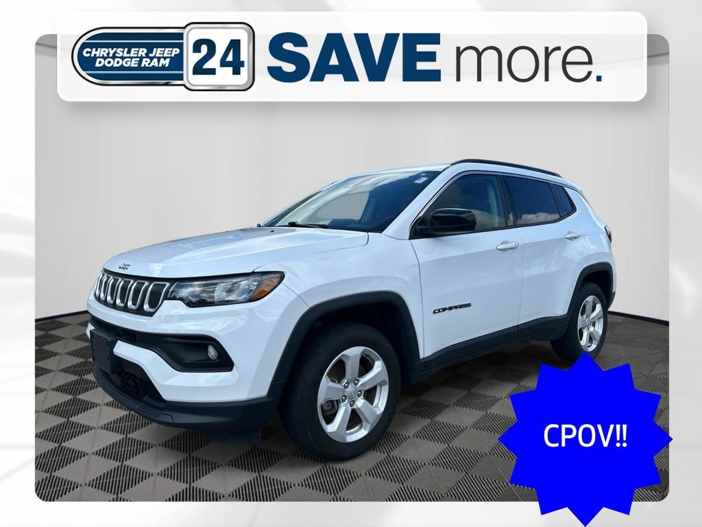 Used 2022 White Jeep Latitude image 1