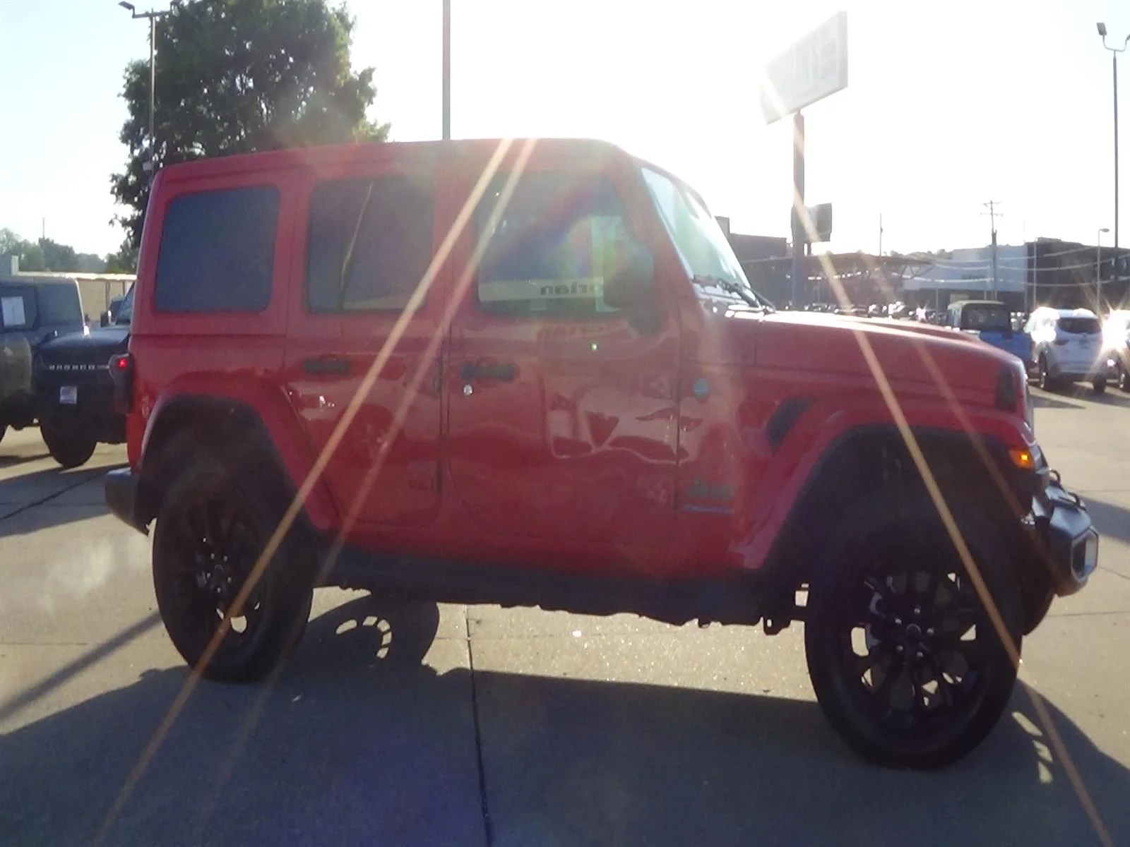 Used 2025 Firecracker Red Clear Coat (prc) Jeep Sahara 4xe image 5
