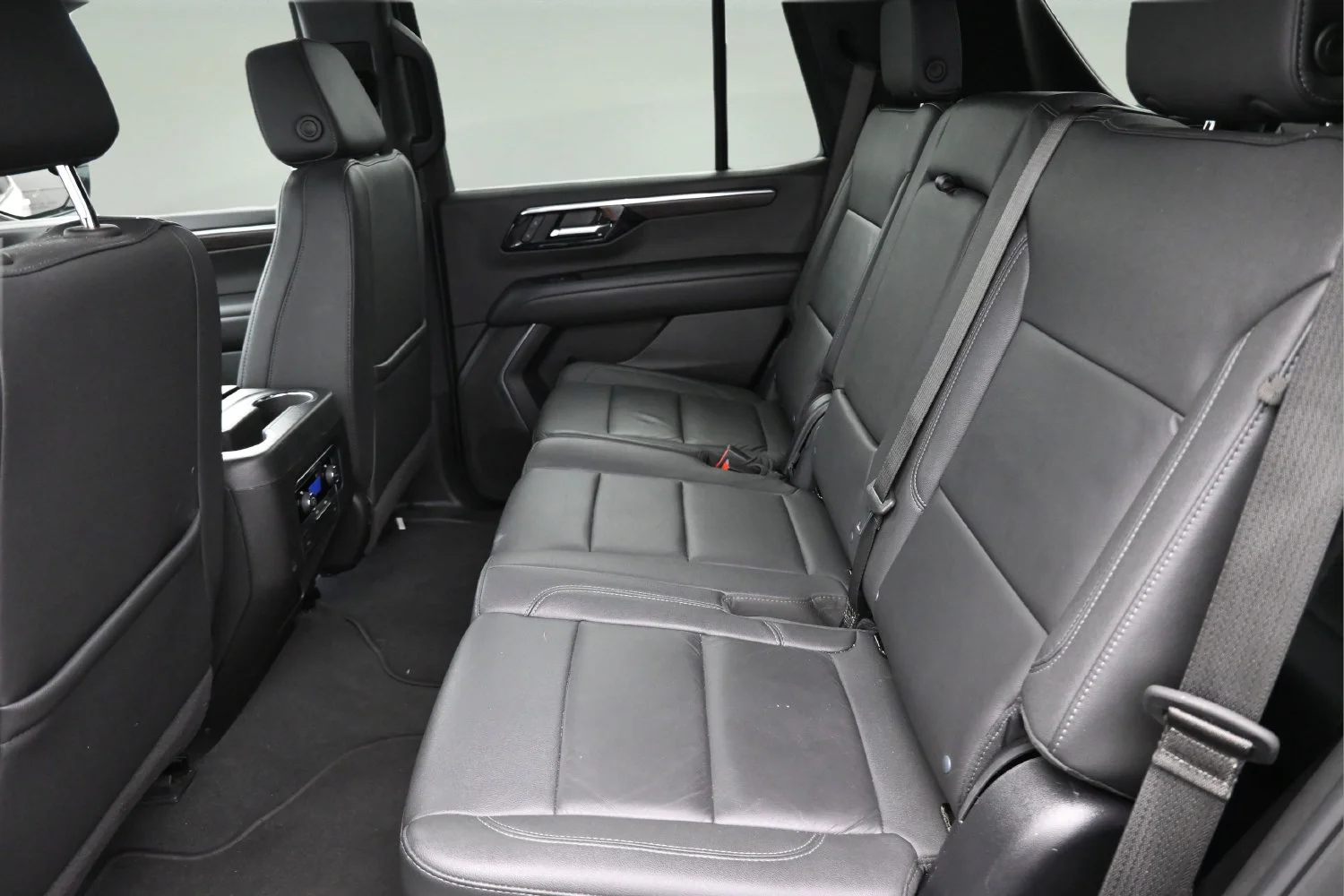 Used 2025 Summit White Chevrolet LT image 14