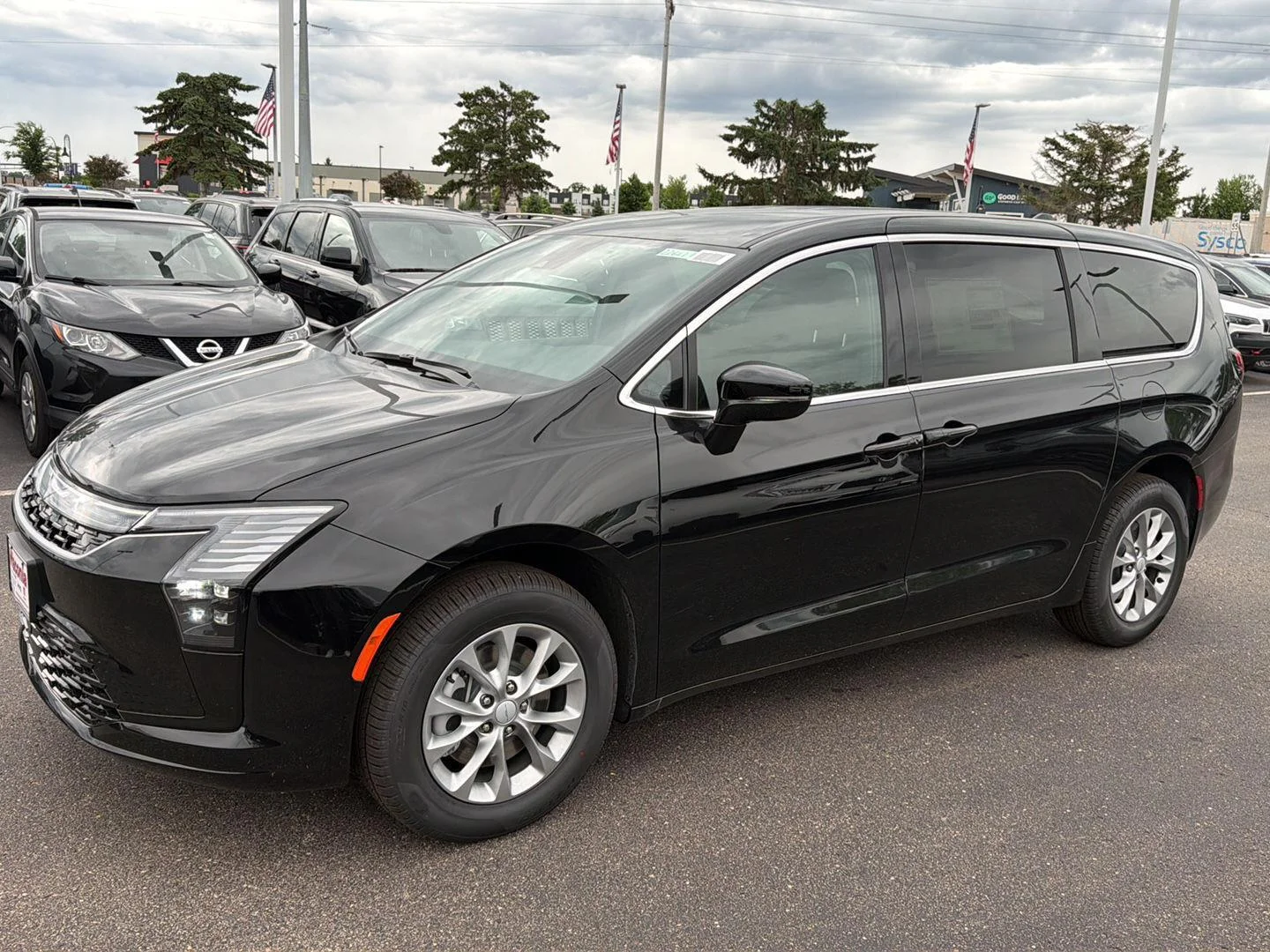 2027 Chrysler Pacifica Select AWD's photo