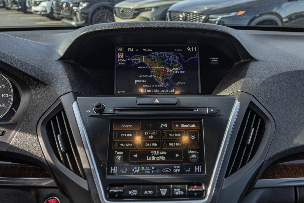 Used 2017  Acura 3.5L image 19