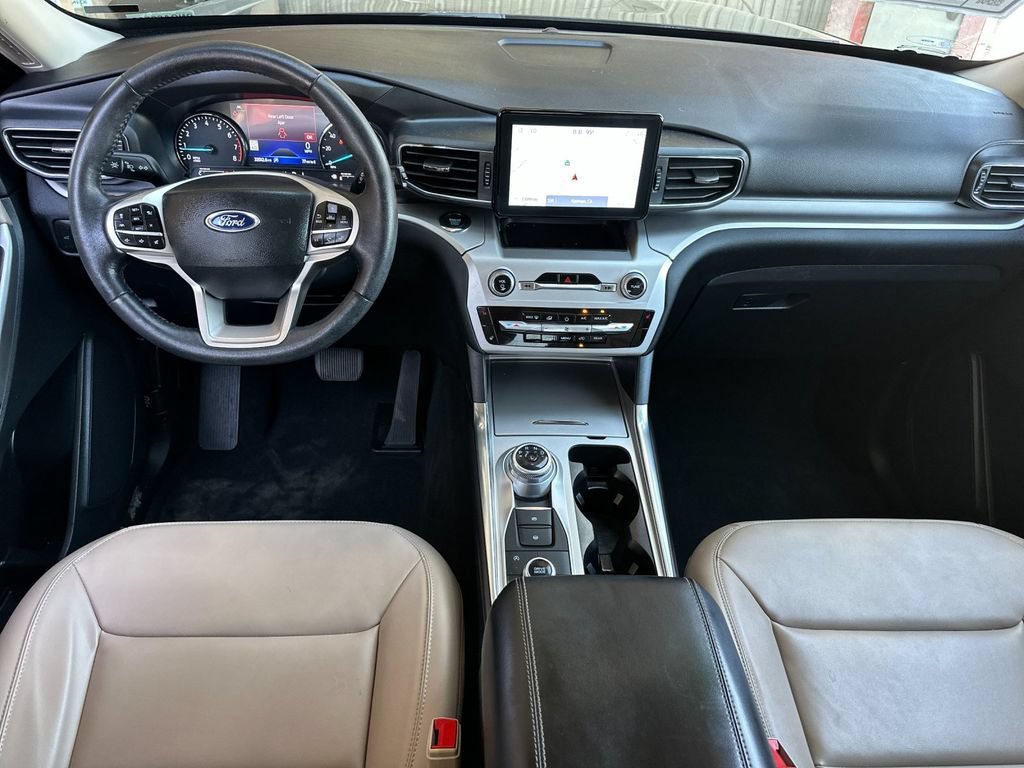 Used 2022 Agate Blackmetallic Ford XLT image 15