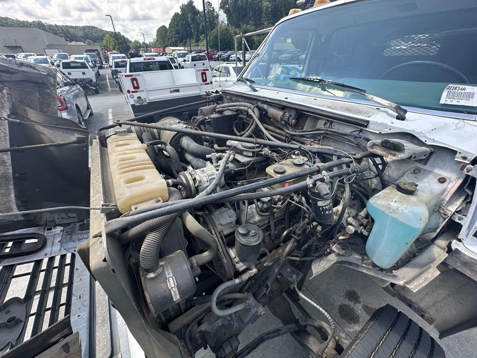 1994 Ford F-600 - Photo 9