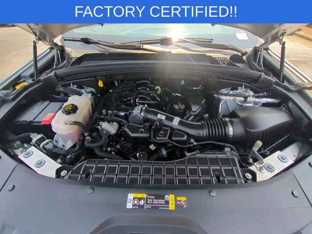Used 2023 Silver Jeep Altitude image 38