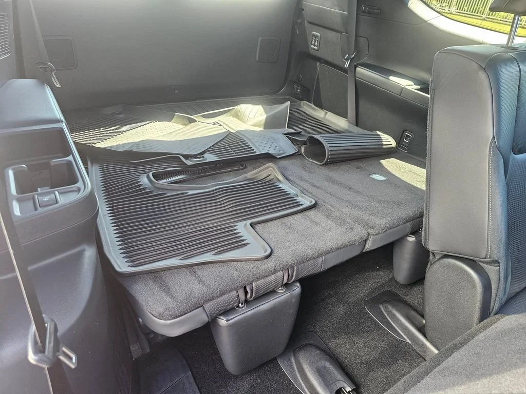 Used 2024  Lexus TX 350 image 13