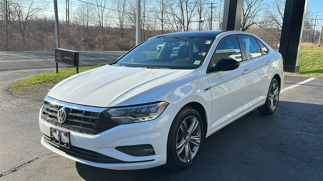 Used 2019 Volkswagen Jetta R-Line with VIN 3VWC57BU6KM091408 for sale in Rensselaer, NY