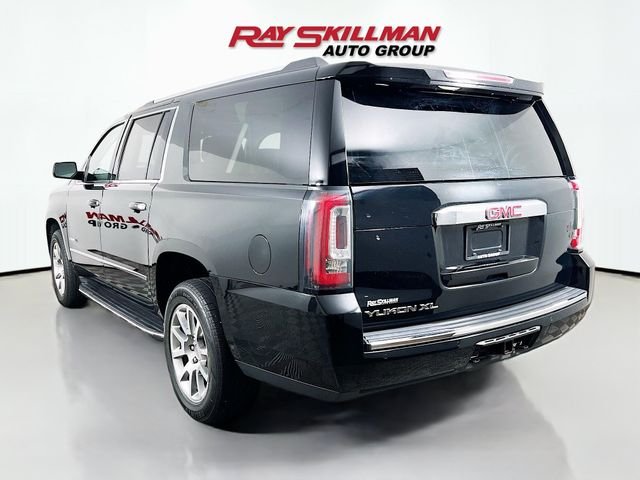 2020 GMC Yukon XL Denali - Photo 5