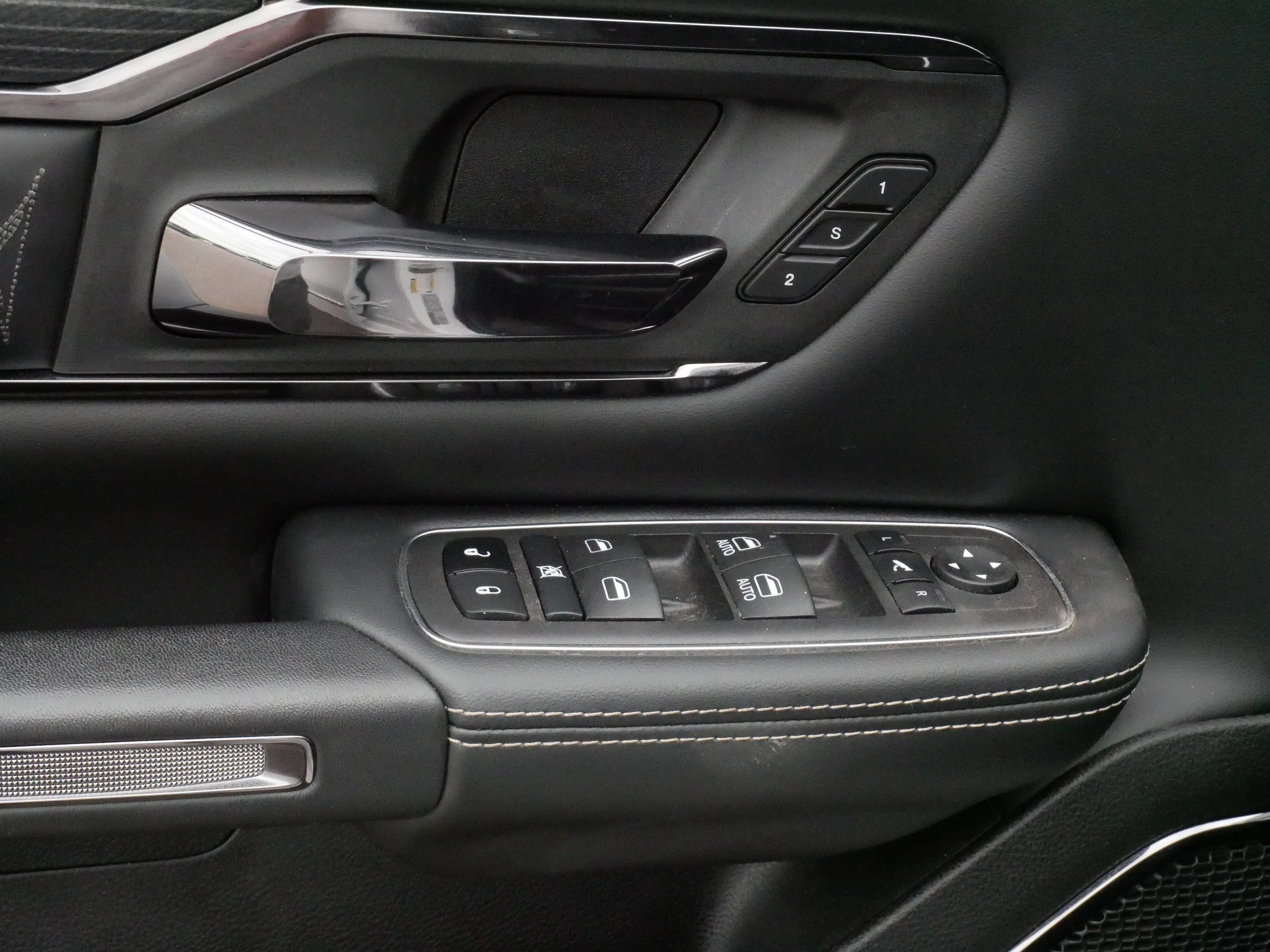 2024 RAM Ram 1500 Pickup Limited - Photo 18
