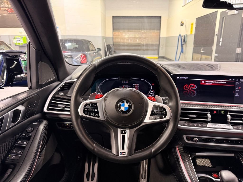 Used 2021 Blue BMW  image 23