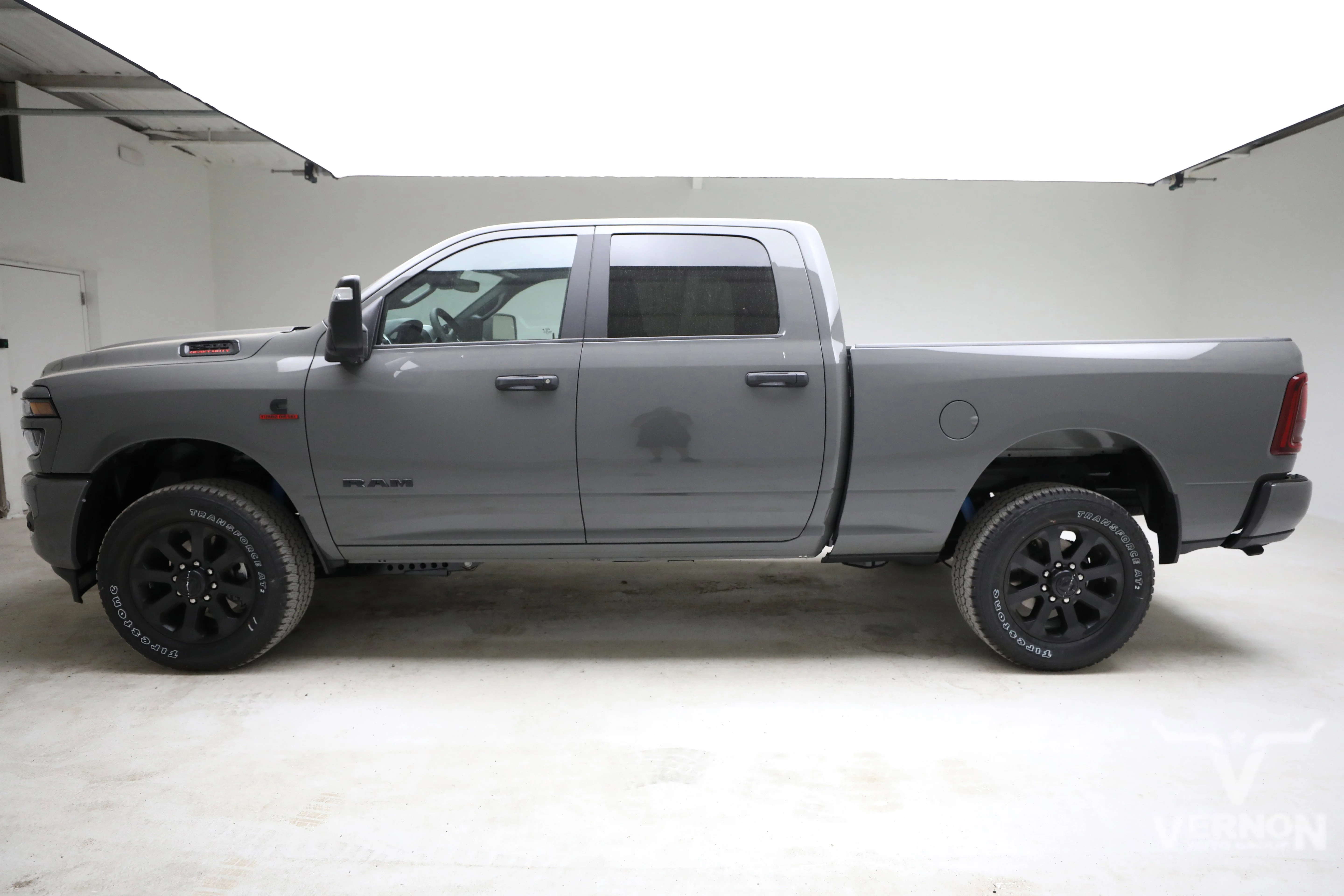 New 2026 Ram 2500 SLT Lonestar Night Edition Crew Cab 4x4