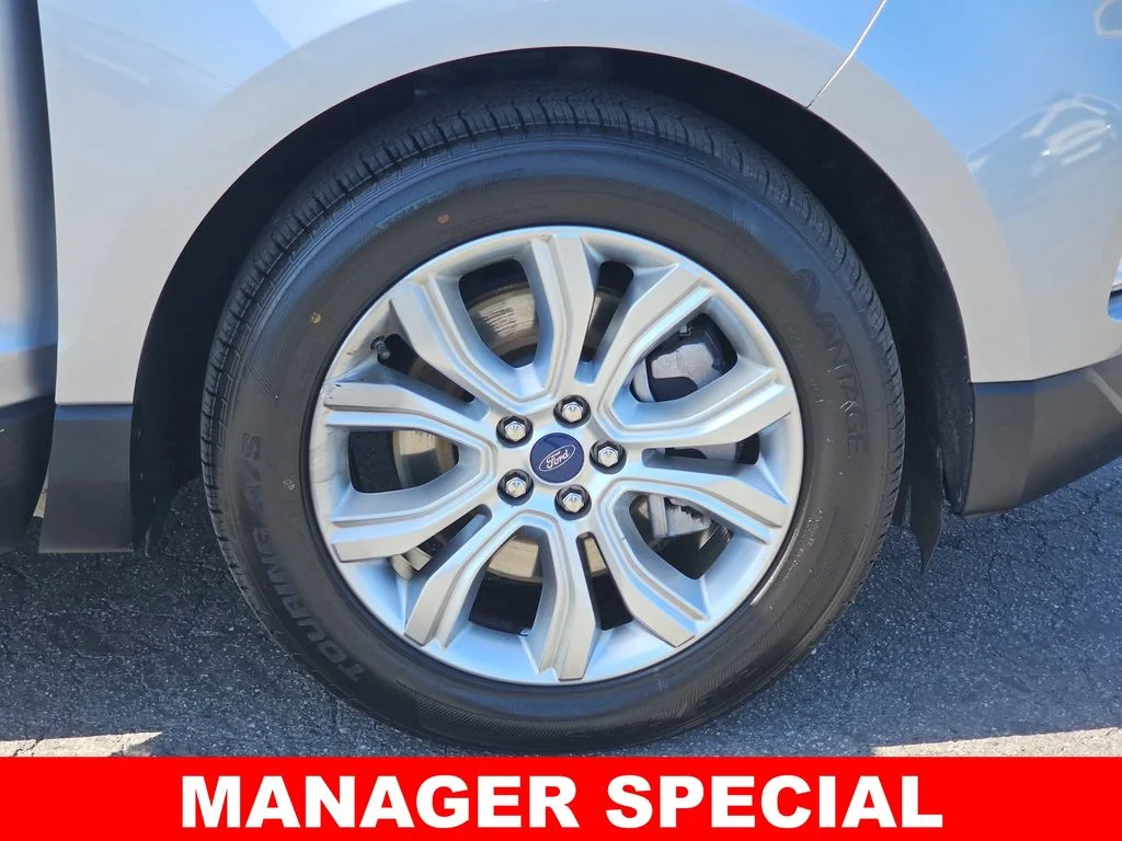 Used 2022 Silver Ford Titanium image 39