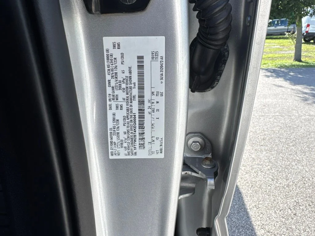 Used 2019 Silver Ford Lariat image 14
