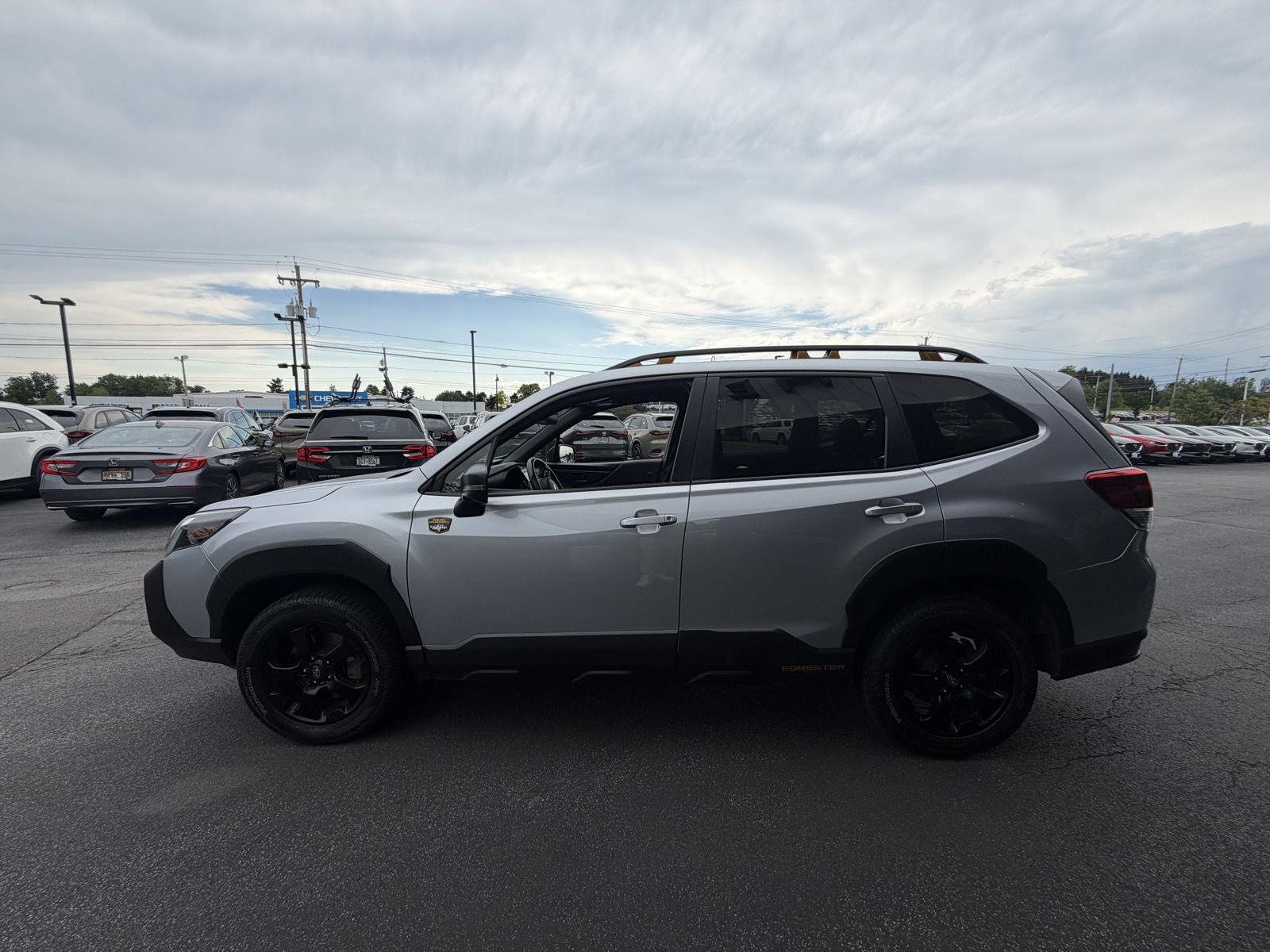 Used 2024 Magnetite Gray Metallic Subaru Wilderness image 5