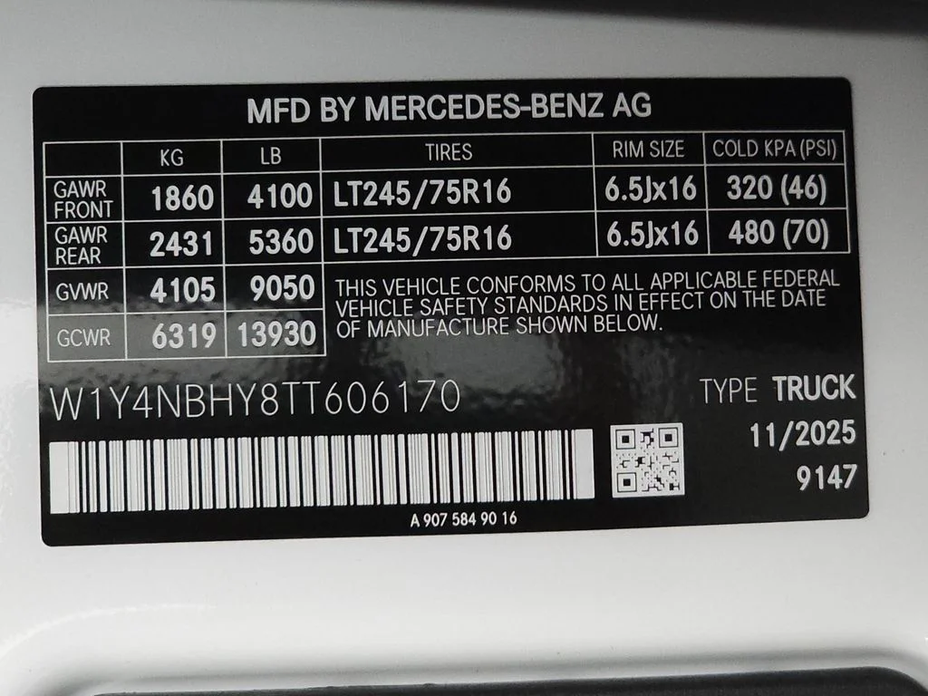 Used 2026 Arctic White Mercedes-Benz Cargo 144 WB image 30