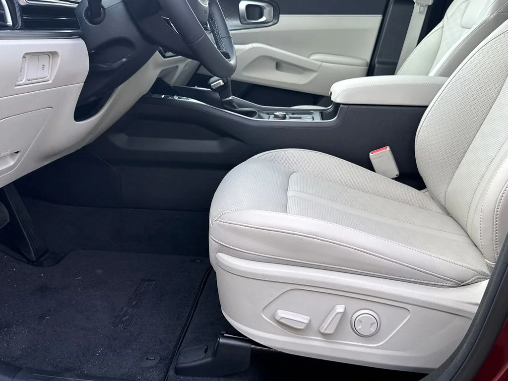 New 2025 Red Kia S image 10