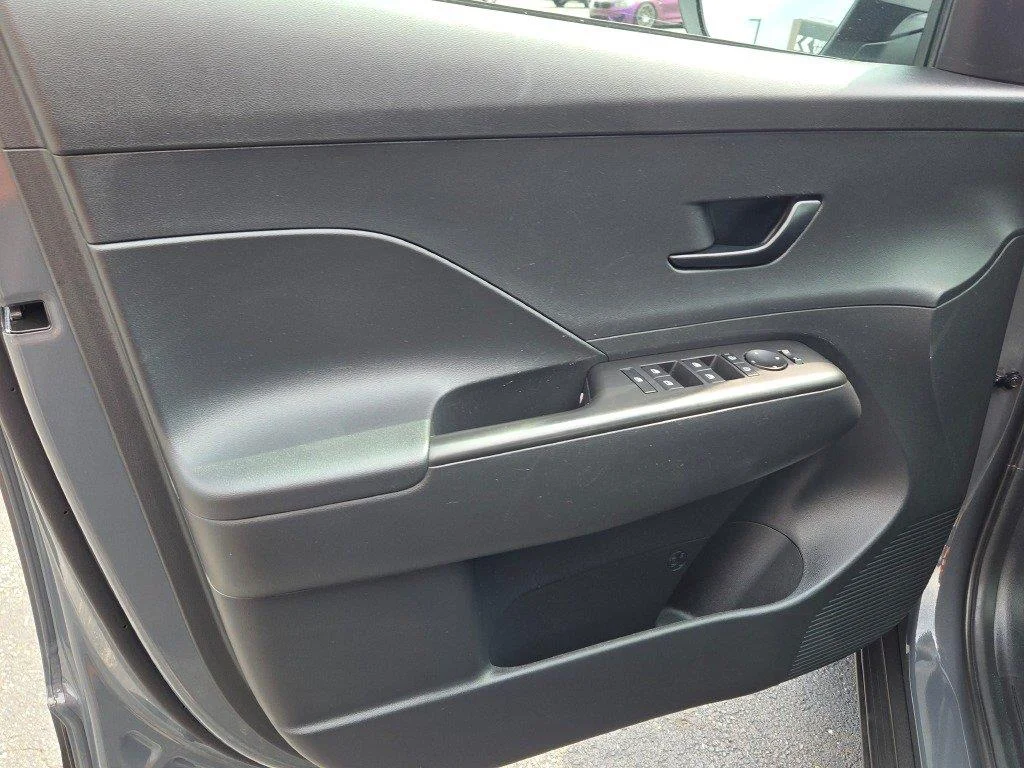 Used 2025 Ecotronic Gray Pearl Hyundai SE image 16