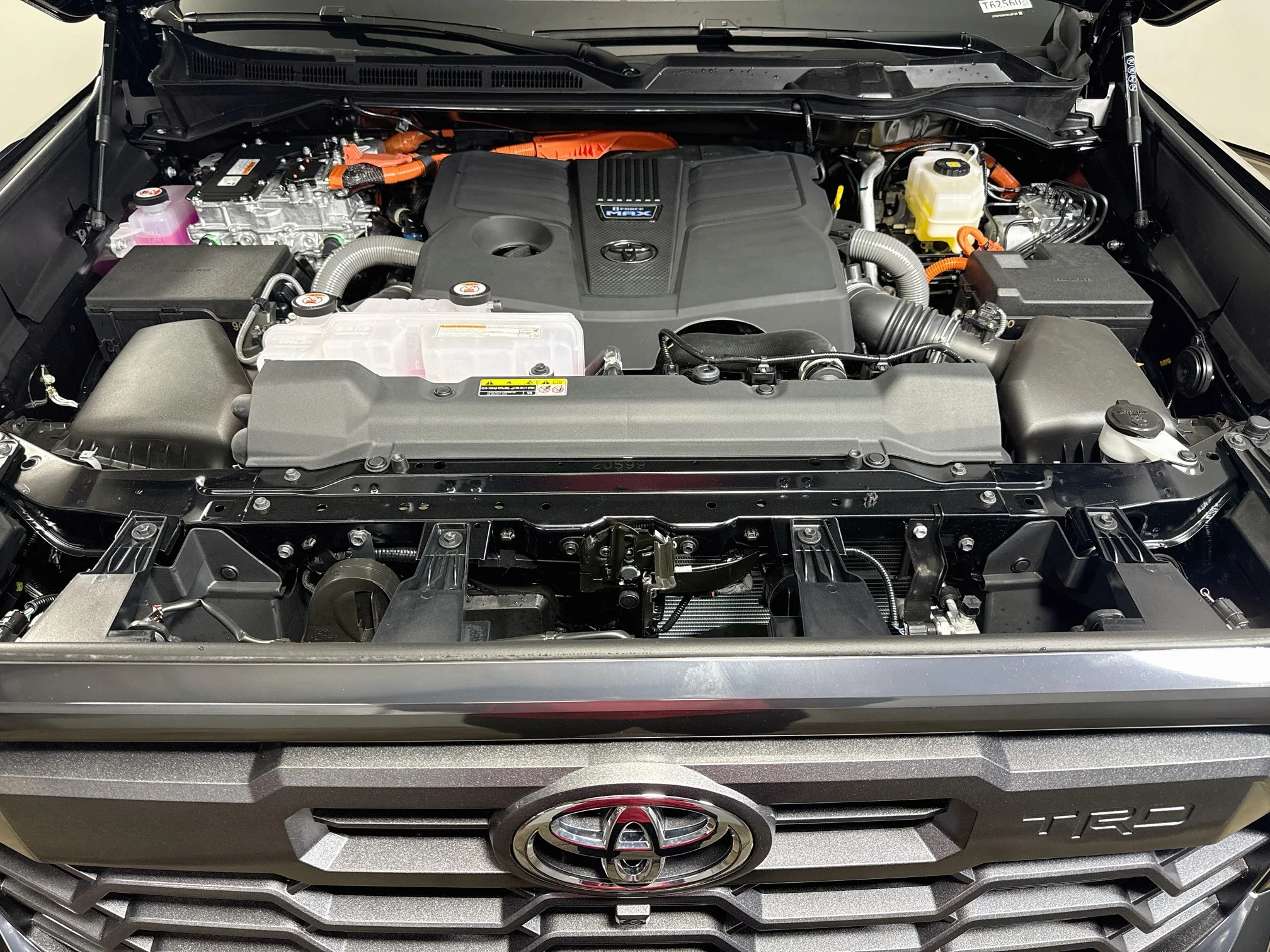 New 2026 Midnight Black Metallic Toyota Platinum Hybrid image 30