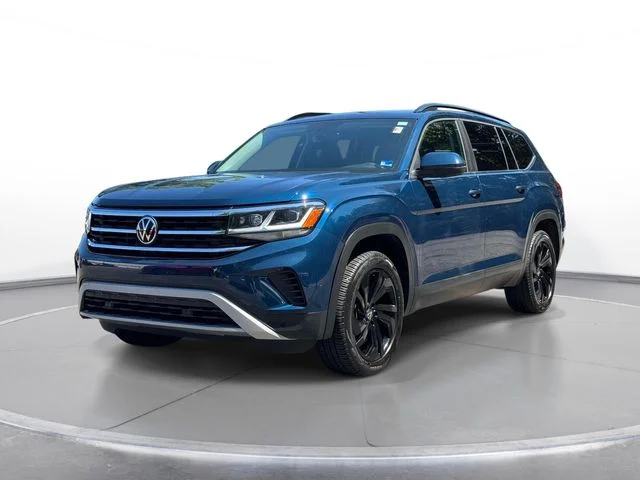 Used 2023 Blue Volkswagen 3.6L V6 SE w/Technology image 1