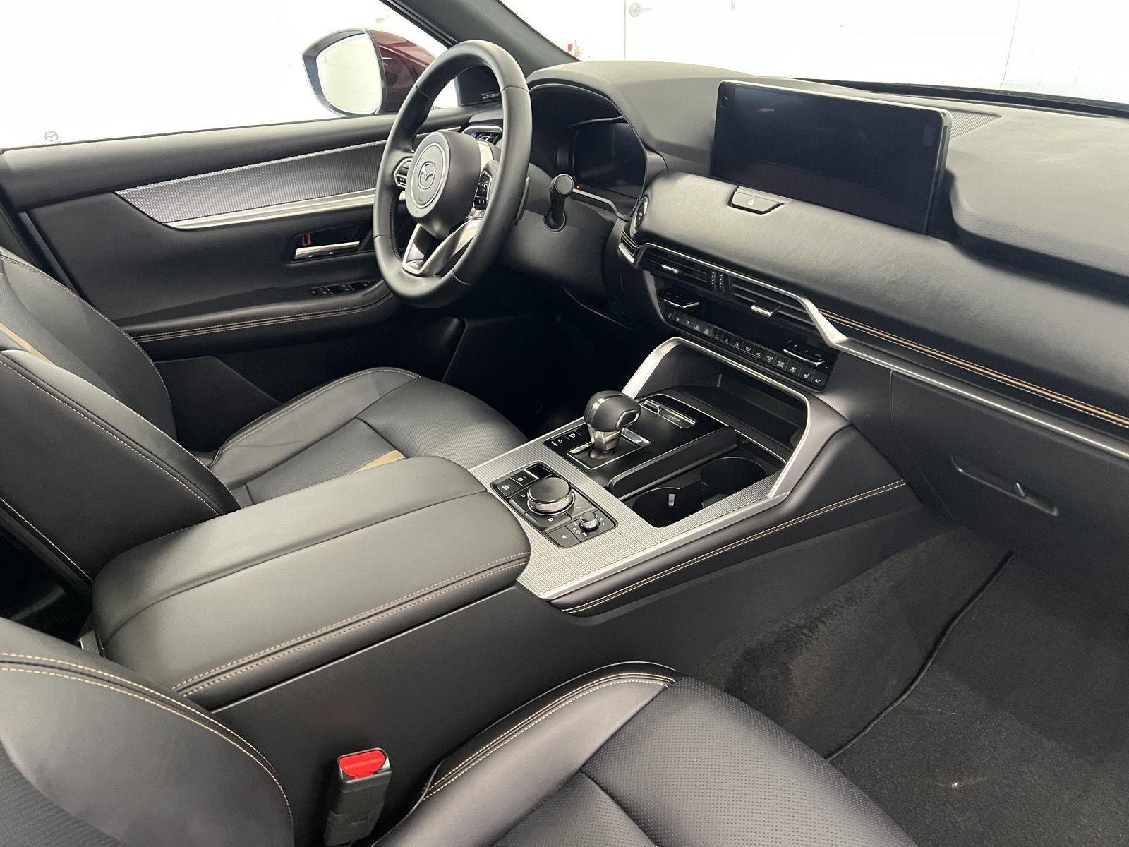 2026 Mazda CX-90 Premium Plus Package - Photo 25