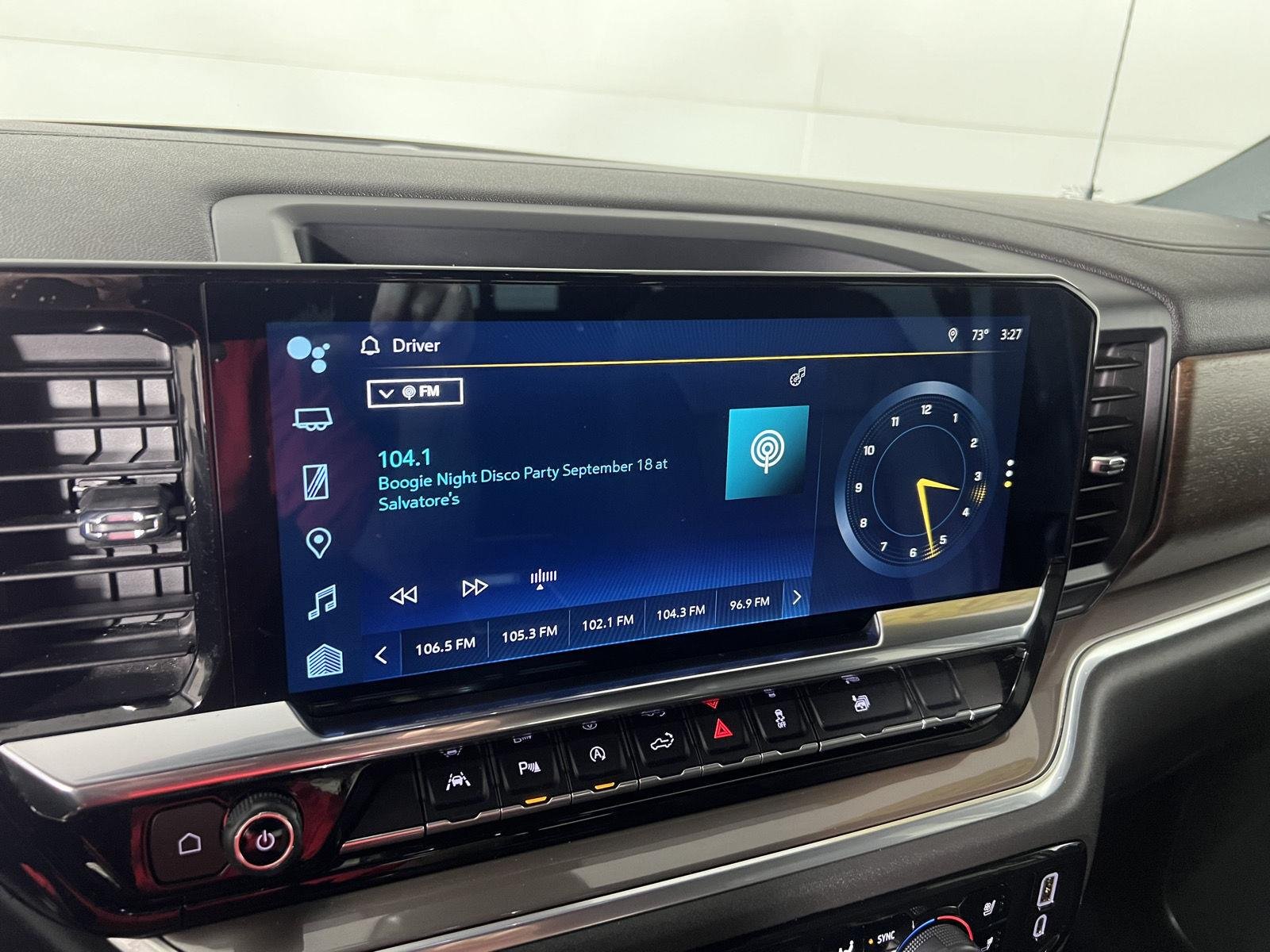 Used 2022 CHERRY RED TINTCOAT Chevrolet High Country image 10