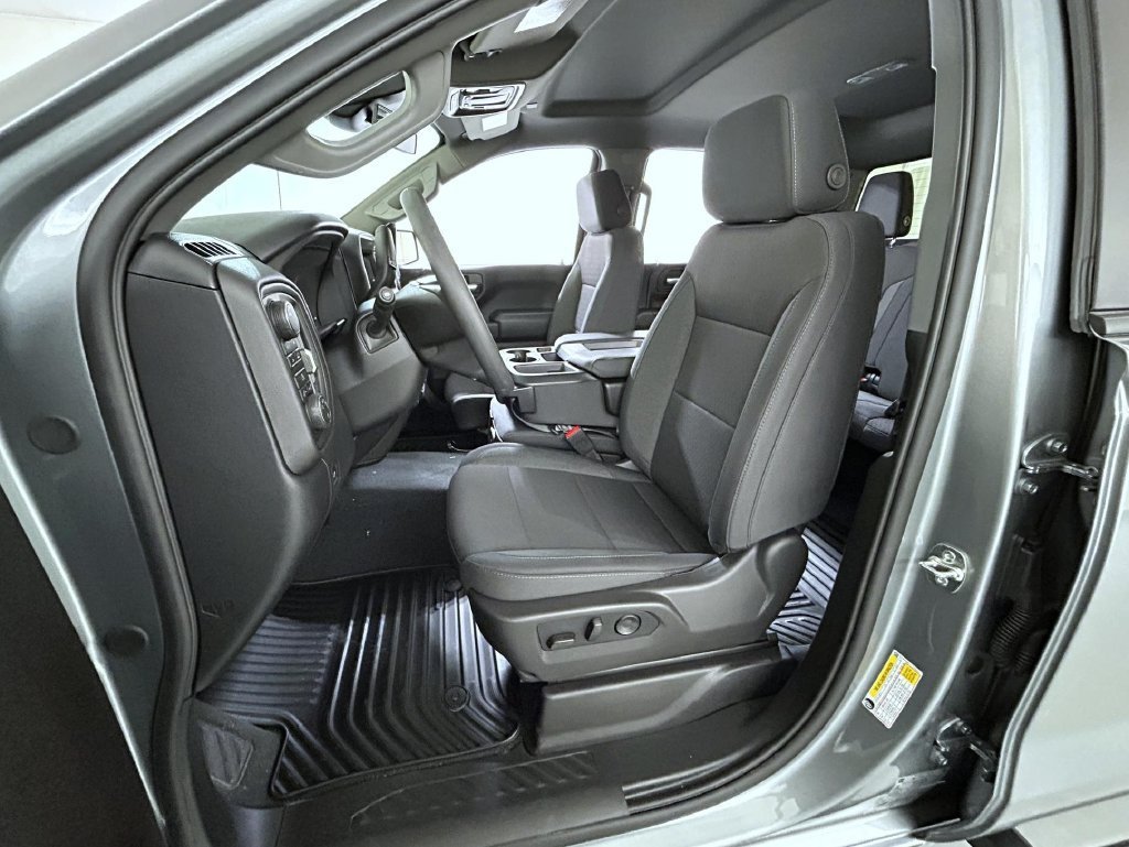 2026 Chevrolet Silverado 1500 Custom - Photo 10