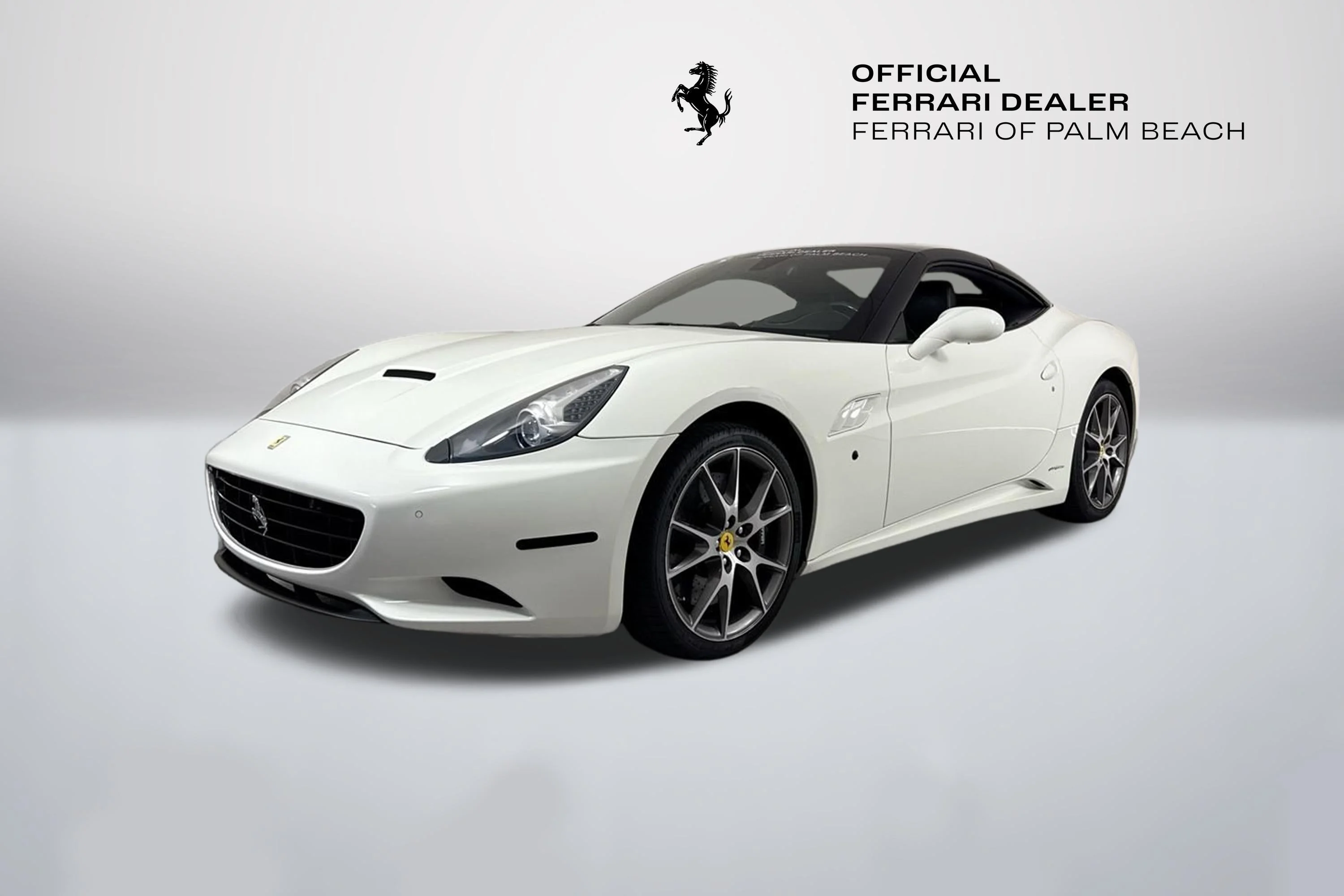 Used 2010 Extra Sample Ferrari Base image 3