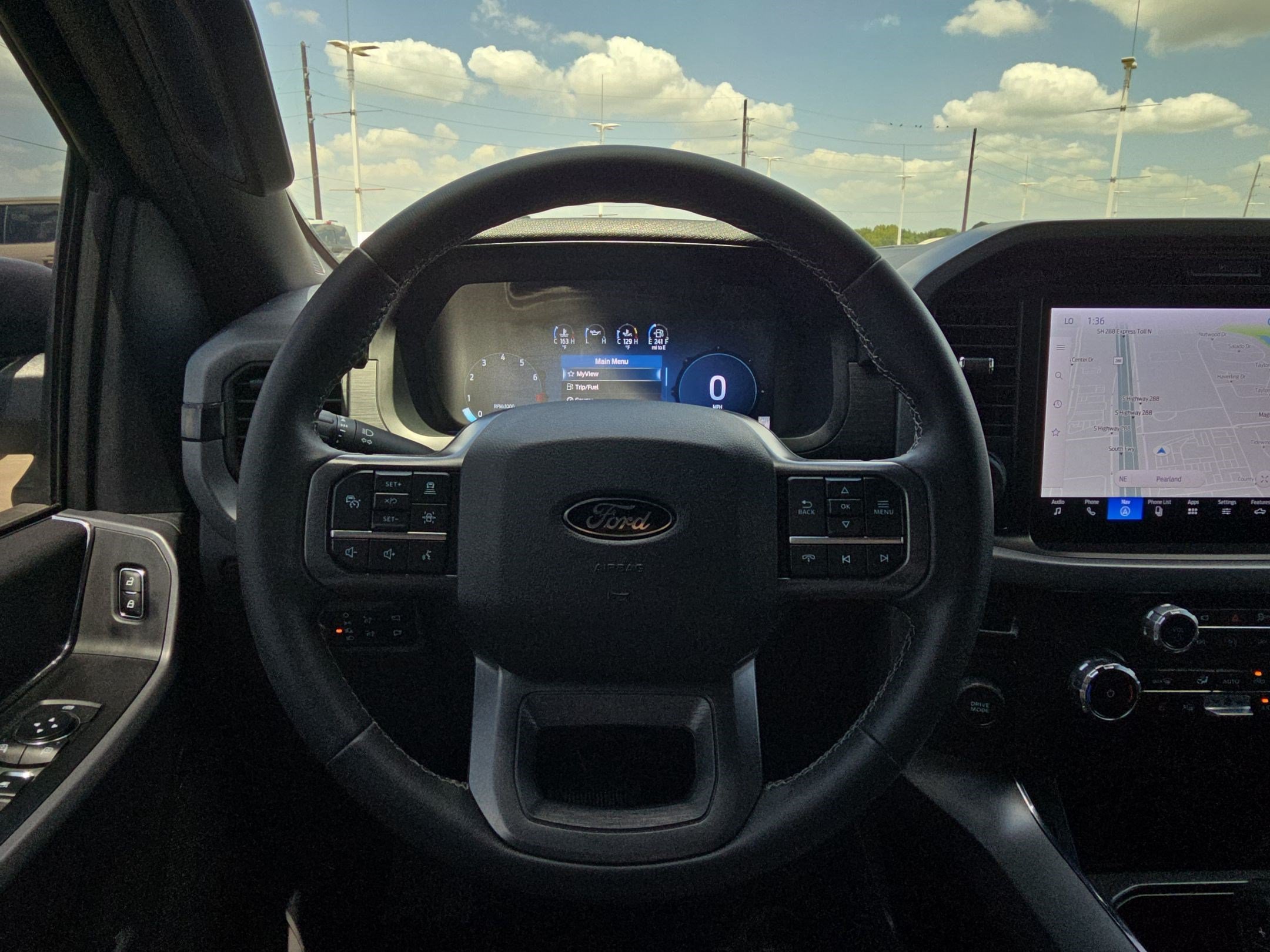Used 2025 Blue Ford XLT image 15