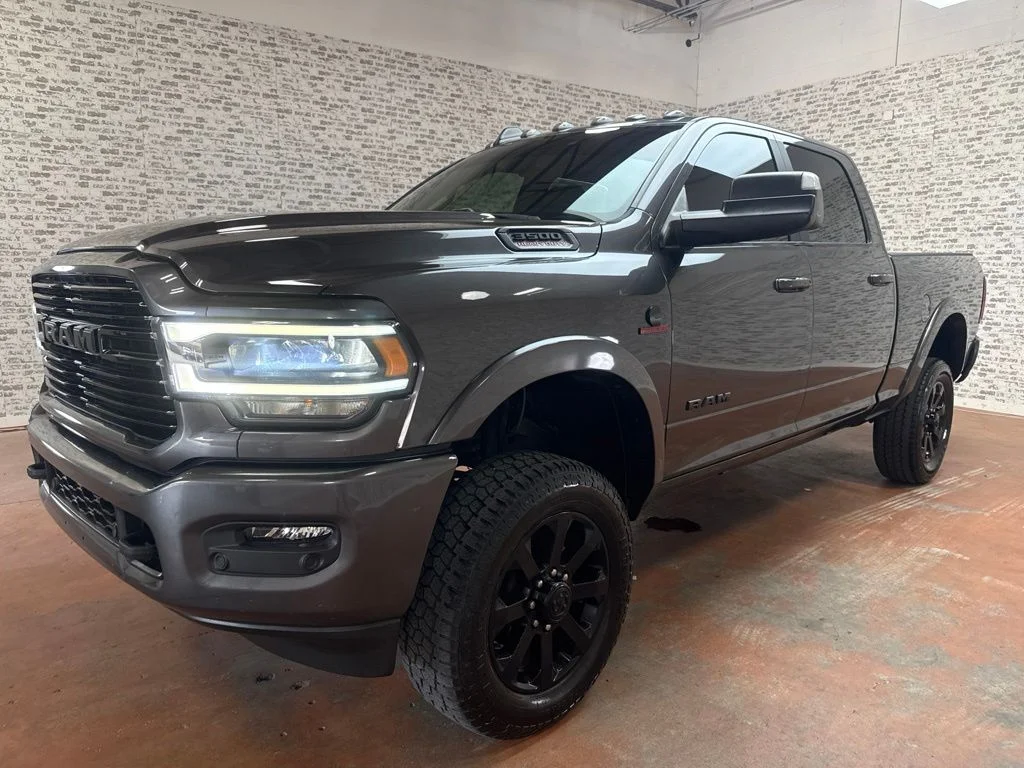 Used 2021 Granite Crystal Metallic Clearcoat Ram Laramie image 3