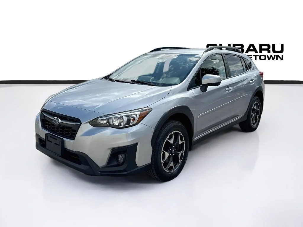 Used 2019 Silver Subaru 2.0i Premium image 3
