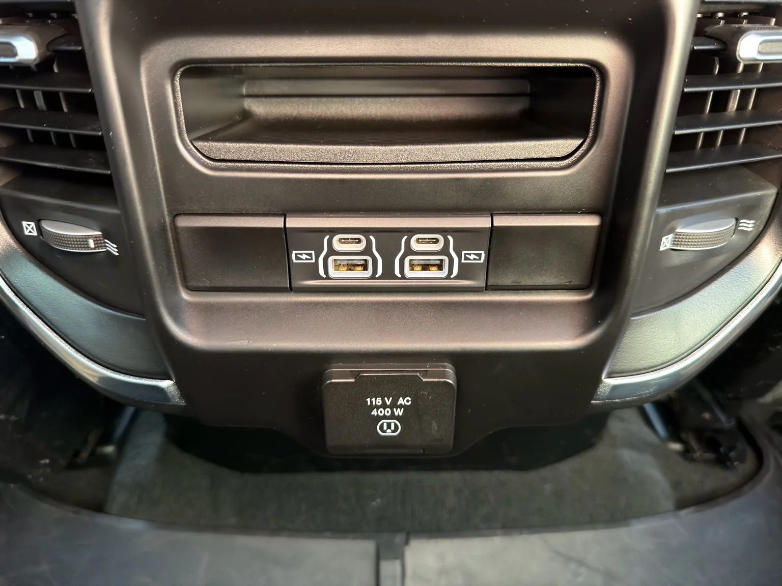 Used 2023 White Ram Laramie image 34