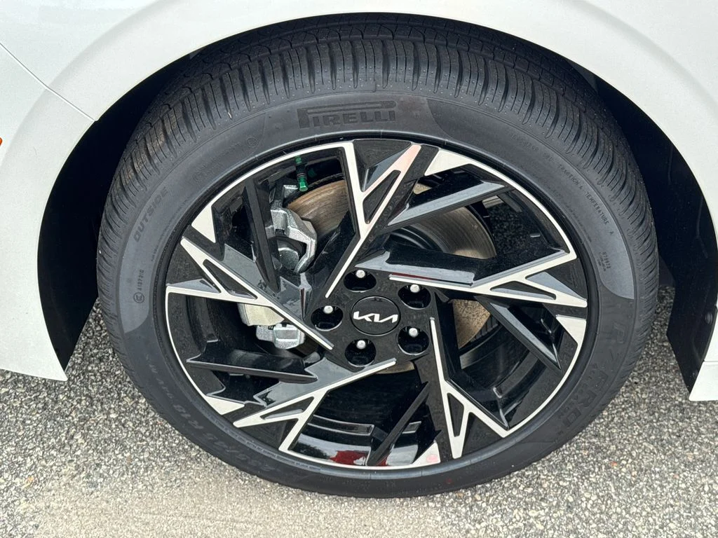 New 2026 Snow White Pearl Kia GT-Line FWD image 11