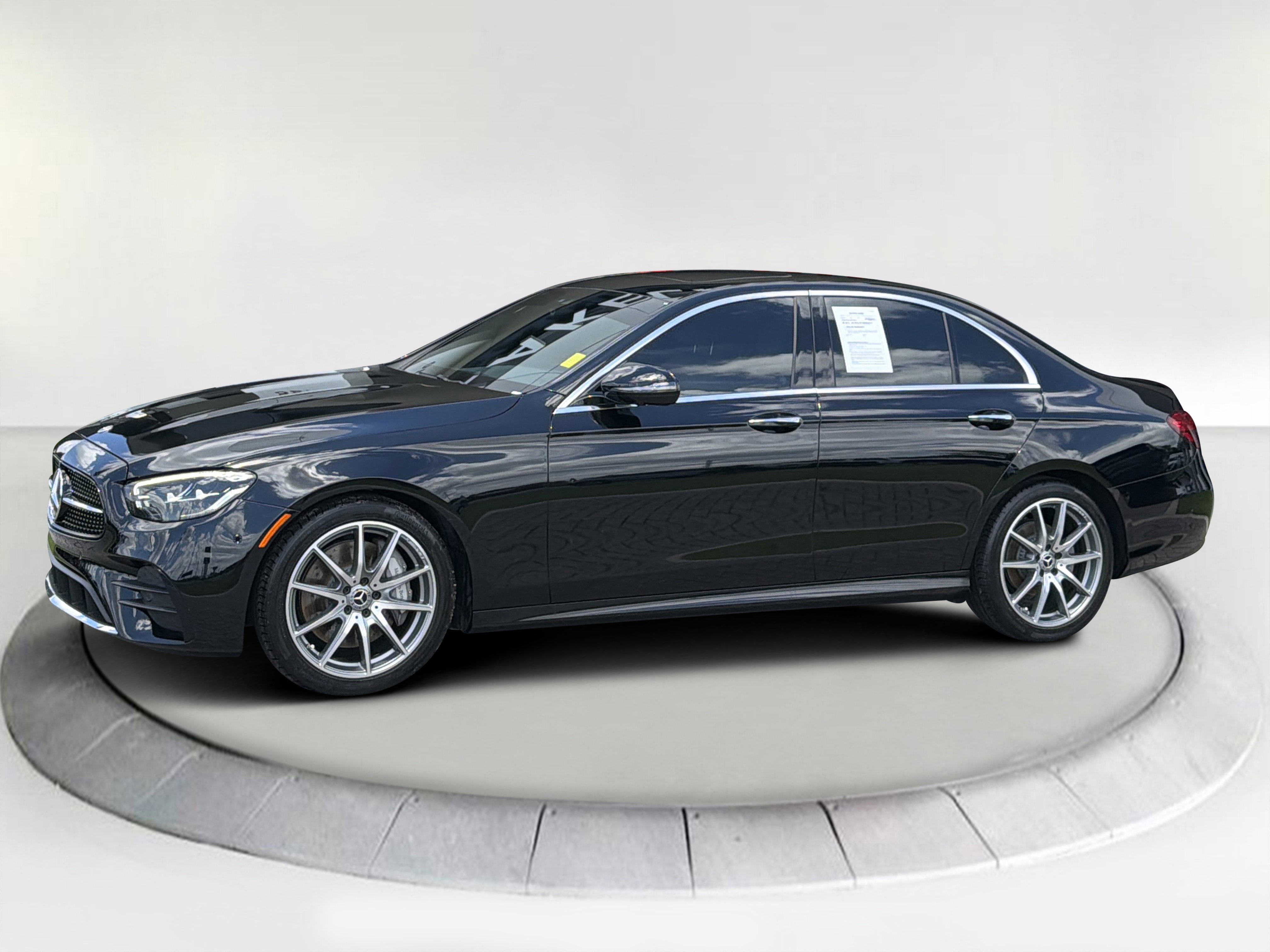 Used 2022 Black Mercedes-Benz E 350 image 1