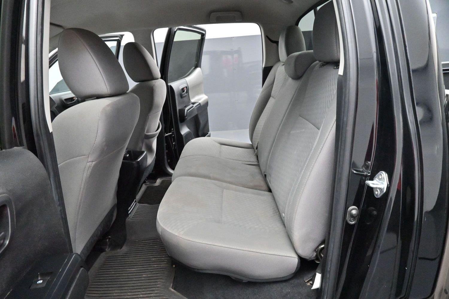 Used 2022 Midnight Black Metallic Toyota SR image 24