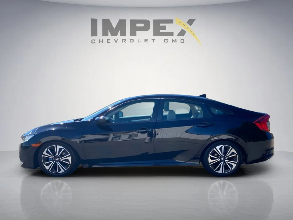 Used 2016 Black Honda EX-T image 2