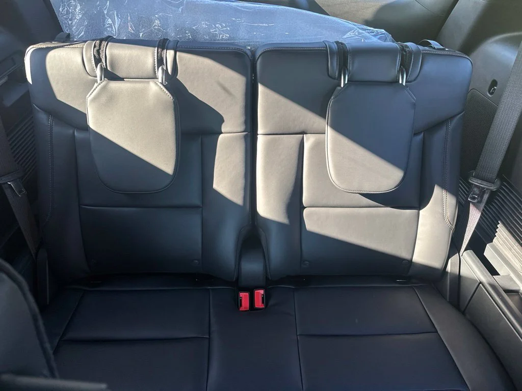 New 2027 Agate Black Metallic Ford Tremor® image 12