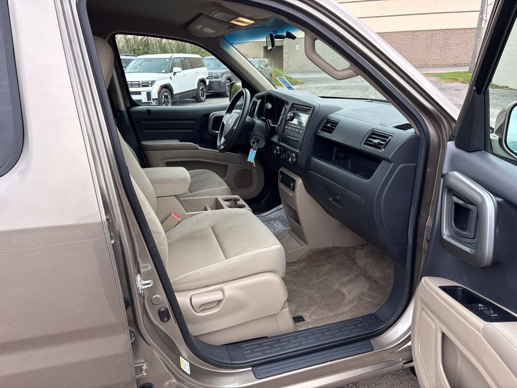 Used 2010 Beige Honda RTS image 23